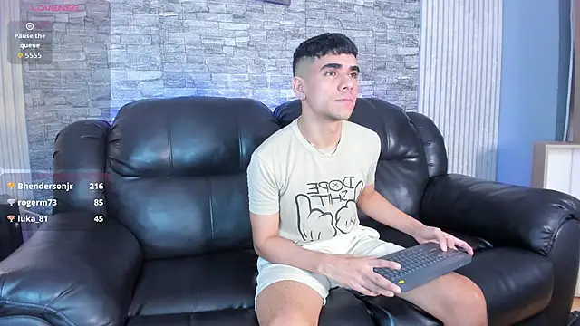 zack joness18 online show from 11-30-25, 05:33