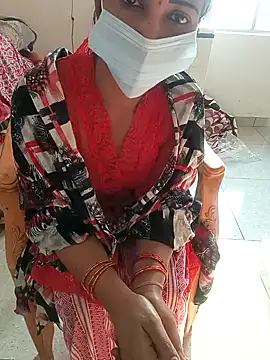 Snapshot of Janvi_kapor chatting on 11-01-25, 09:44 Janvi kapor online show from 11-01-25, 09:44