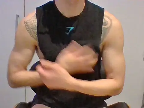 Snapshot of jaydenasiantattoo chatting on 11-04-25, 01:21 jaydenasiantattoo online show from 11-04-25, 01:21