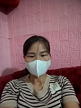 Donatella28 online show from 10-26-25, 02:17