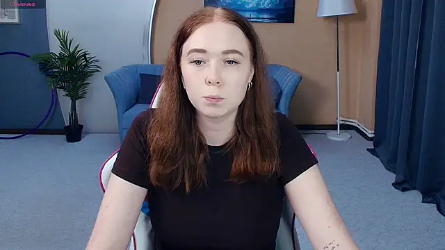 Snapshot of AddieOsler chatting on 06-27-26, 07:30 AddieOsler online show from 06-27-26, 07:30