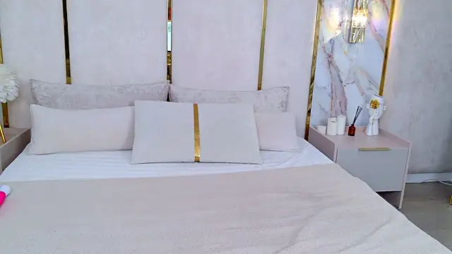 Sandy Edvards online show from 02-27-26, 04:56