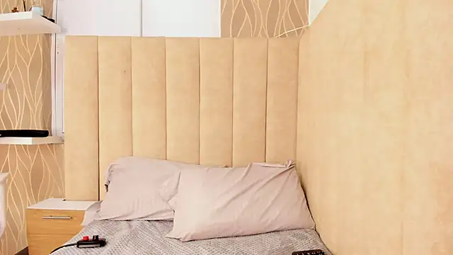 NhoanBrunette online show from 11-28-25, 12:30