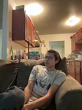 alexismar28 online show from 10-26-25, 03:51