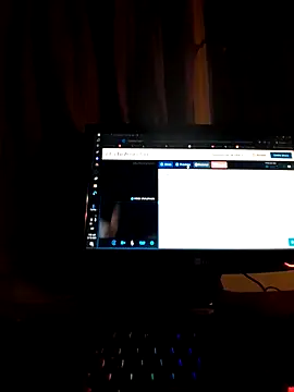 Snapshot of lucca1x chatting on 05-16-26, 10:01 lucca1x online show from 05-16-26, 10:01