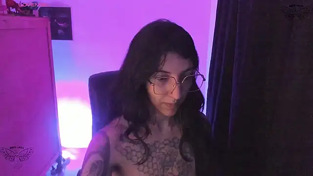 ghostwomaan online show from 03-03-26, 10:10