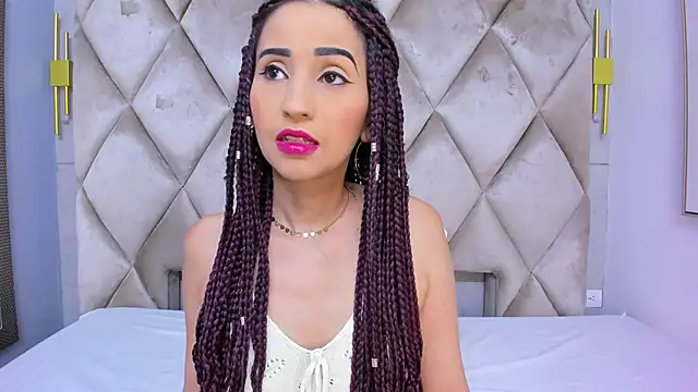 violett rabbit  online show from 04-08-26, 08:20