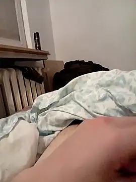 Snapshot of mkslpk chatting on 11-26-25, 07:37 mkslpk online show from 11-26-25, 07:37