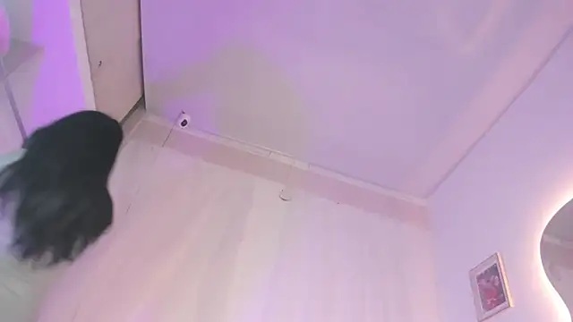 Sweetiee Aurora online show from 10-27-25, 08:24