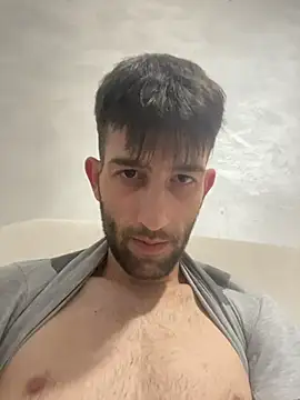 Snapshot of Dondeloquieras4 chatting on 02-25-26, 01:15 Dondeloquieras4 online show from 02-25-26, 01:15