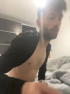 Snapshot of Dondeloquieras4 chatting on 02-26-26, 11:48 Dondeloquieras4 online show from 02-26-26, 11:48