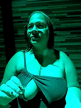 Angie milf50 online show from 06-28-26, 04:07