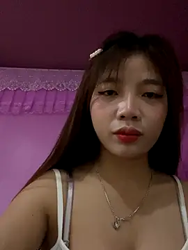 Zlienr023 online show from 10-28-25, 01:20