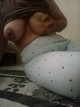 Snapshot of Sexbayan123 chatting on 11-29-25, 06:38 Sexbayan123 online show from 11-29-25, 06:38