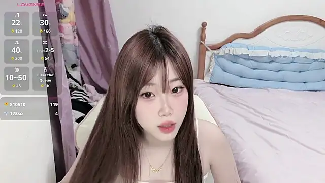 Snapshot of Vivian-88 chatting on 11-07-25, 01:55 Vivian-88 online show from 11-07-25, 01:55