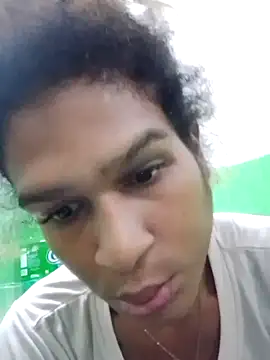 Snapshot of Chicaleja chatting on 10-26-25, 03:29 Chicaleja online show from 10-26-25, 03:29