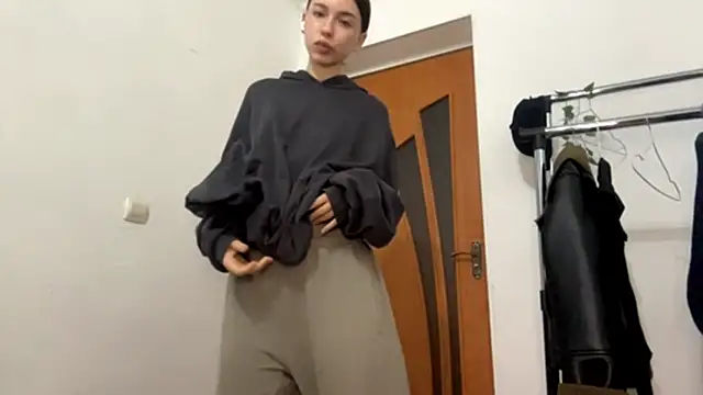 LilithFlamey online show from 10-29-25, 07:10