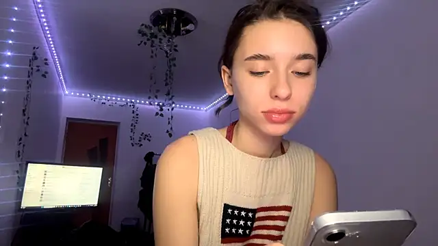 LilithFlamey online show from 12-20-25, 11:06