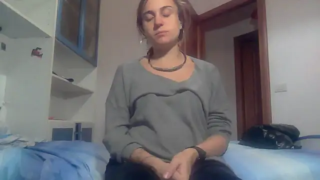 SinnEmily online show from 11-17-25, 09:53