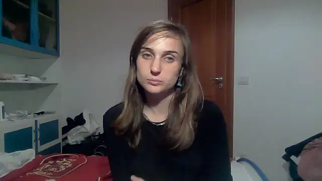 SinnEmily online show from 04-12-26, 04:56