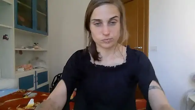 Snapshot of SinnEmily chatting on 05-25-26, 07:36 SinnEmily online show from 05-25-26, 07:36