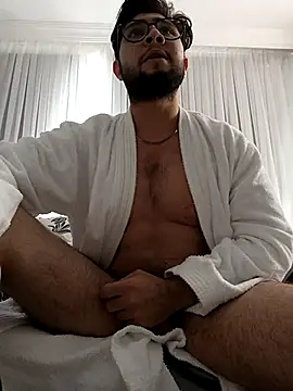 Snapshot of Mstfaavan64 chatting on 10-28-25, 08:51 Mstfaavan64 online show from 10-28-25, 08:51