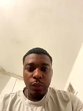 Snapshot of negrinho5 chatting on 10-29-25, 06:09 negrinho5 online show from 10-29-25, 06:09