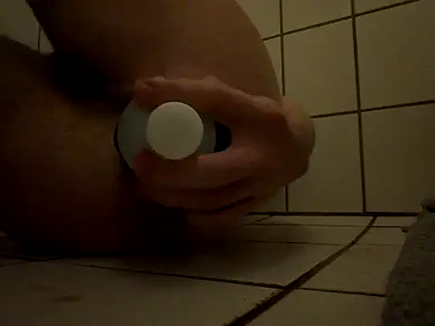 Snapshot of gapedboy19 chatting on 10-26-25, 09:31 gapedboy19 online show from 10-26-25, 09:31