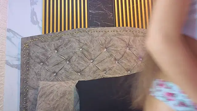 Salome cruxx online show from 03-26-26, 11:49