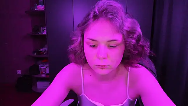 sophia lix online show from 11-10-25, 05:34