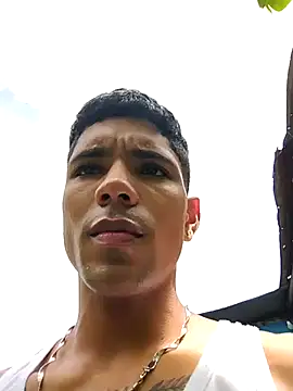 Alex Sweeting online show from 10-27-25, 05:39