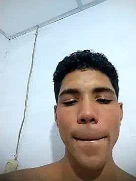 Alex Sweeting online show from 11-24-25, 05:18