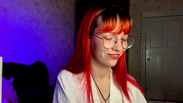 Midnight Secret online show from 10-28-25, 03:14