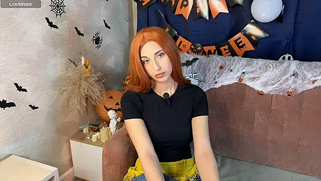 Snapshot of SharonStormy chatting on 11-02-25, 09:44 SharonStormy online show from 11-02-25, 09:44