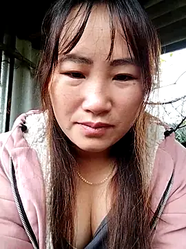 emini-xx online show from 11-04-25, 01:05