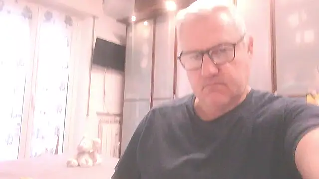 Snapshot of Diegoriv71 chatting on 02-06-26, 07:12 Diegoriv71 online show from 02-06-26, 07:12