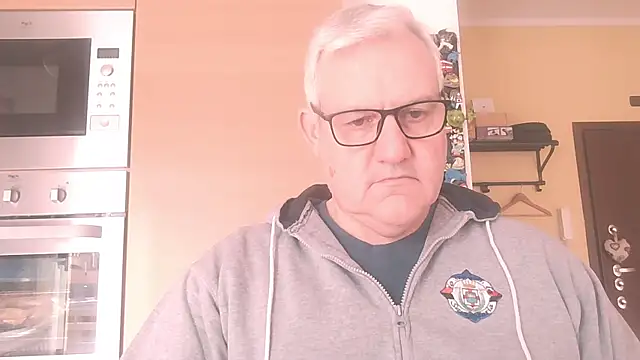 Snapshot of Diegoriv71 chatting on 02-08-26, 09:02 Diegoriv71 online show from 02-08-26, 09:02