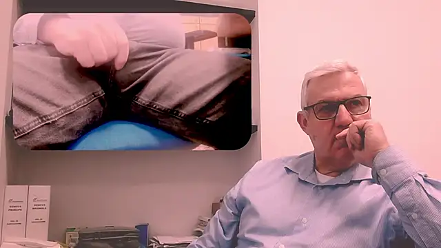 Snapshot of Diegoriv71 chatting on 02-19-26, 09:38 Diegoriv71 online show from 02-19-26, 09:38