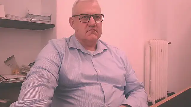 Snapshot of Diegoriv71 chatting on 03-03-26, 12:33 Diegoriv71 online show from 03-03-26, 12:33