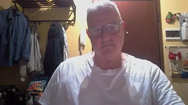 Snapshot of Diegoriv71 chatting on 05-13-26, 07:55 Diegoriv71 online show from 05-13-26, 07:55