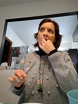 Piediniecollant online show from 02-05-26, 11:37