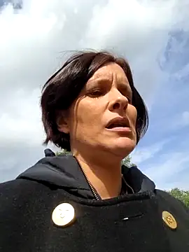 Piediniecollant online show from 03-11-26, 11:05