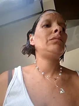 Snapshot of Piediniecollant chatting on 07-01-26, 01:02 Piediniecollant online show from 07-01-26, 01:02