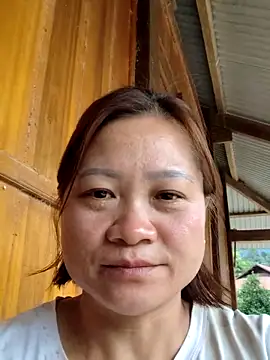 Snapshot of Nana_xinh chatting on 11-05-25, 06:24 Nana xinh online show from 11-05-25, 06:24