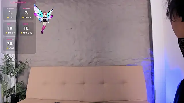 Snapshot of Angy-Avila chatting on 10-30-25, 12:06 Angy-Avila online show from 10-30-25, 12:06