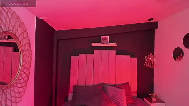 Snapshot of mia_jagger chatting on 03-02-26, 08:48 mia jagger online show from 03-02-26, 08:48