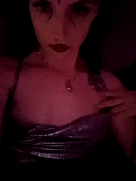 Heavenlyangelforever online show from 10-29-25, 04:15