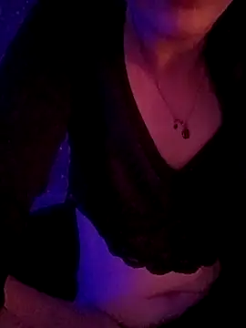 Heavenlyangelforever online show from 12-21-25, 05:47