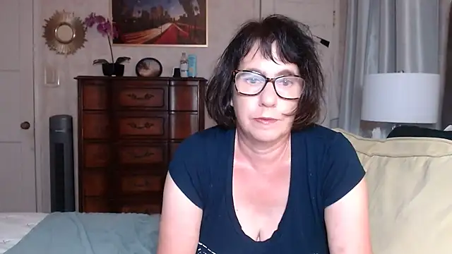 BigbustedBrenda online show from 11-04-25, 05:01