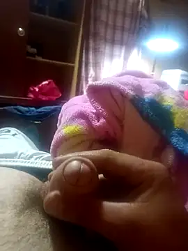 Snapshot of calitox1995 chatting on 11-27-25, 08:38 calitox1995 online show from 11-27-25, 08:38